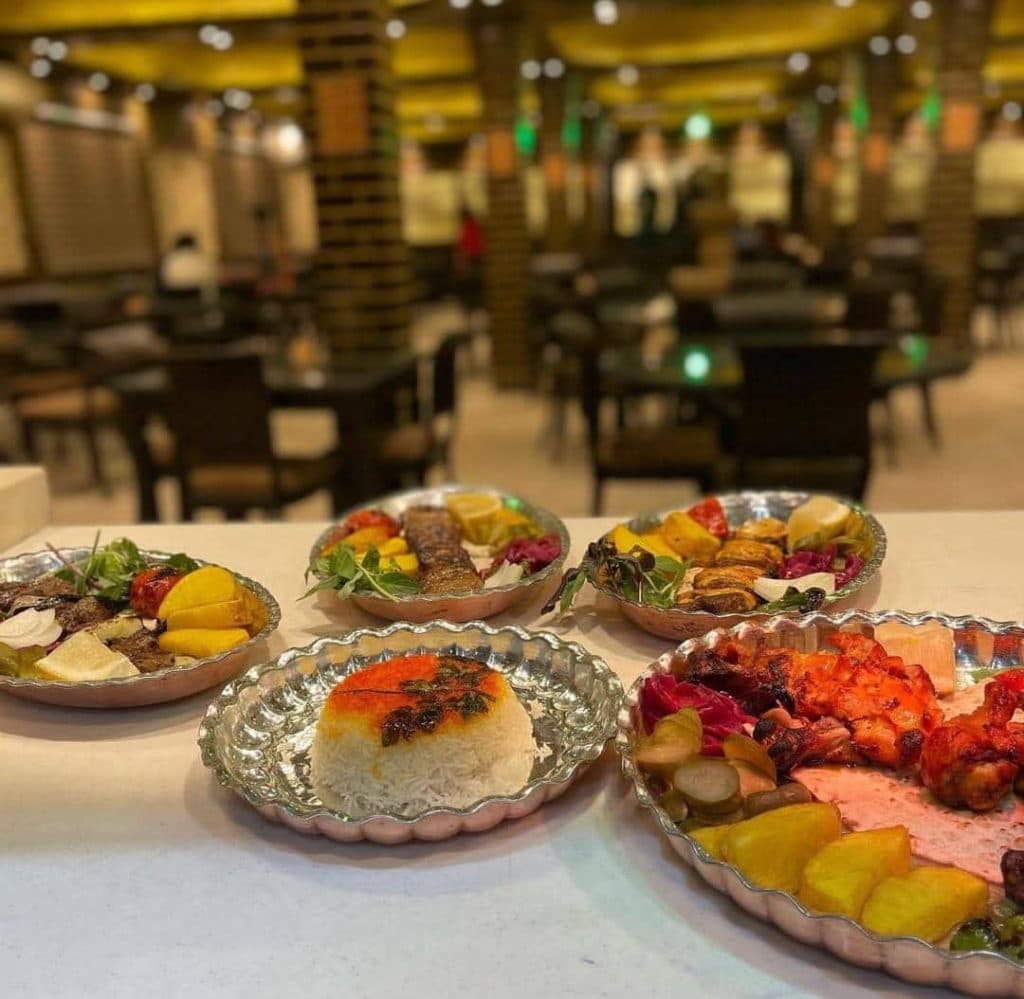 کافه رستوران باروک در اصفهان