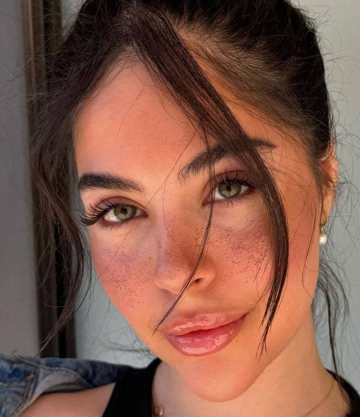 سالن زیبایی vip مهسا یحیویان در معالی آباد شیراز