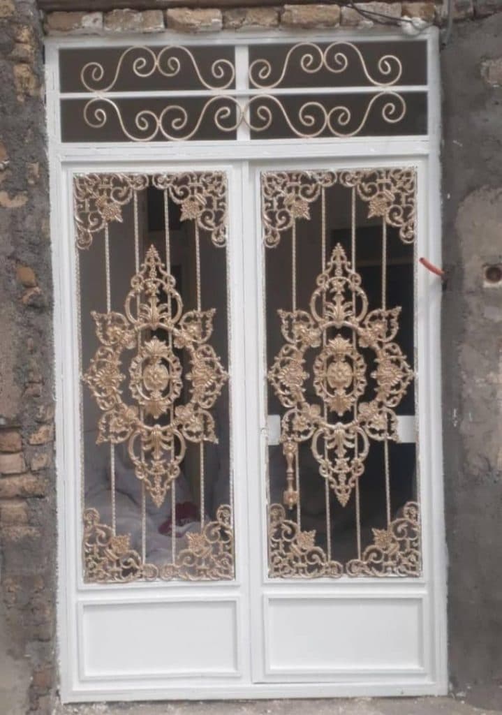 نقاشی ساختمان آوین در تربت حیدریه