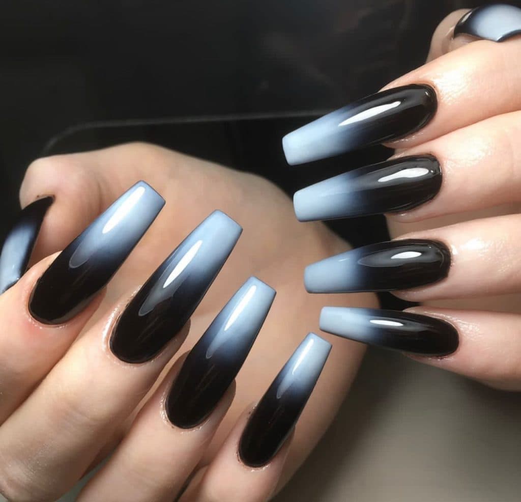 آموزش تخصصی کاشت ناخن اکرلیک و ژل زهرا ربیعی در رفسنجان