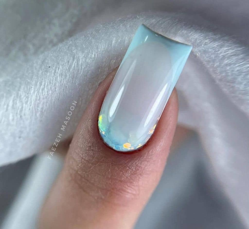 آکادمی تخصصی ناخن فائزه مصون در میدان دانش آموز یزد