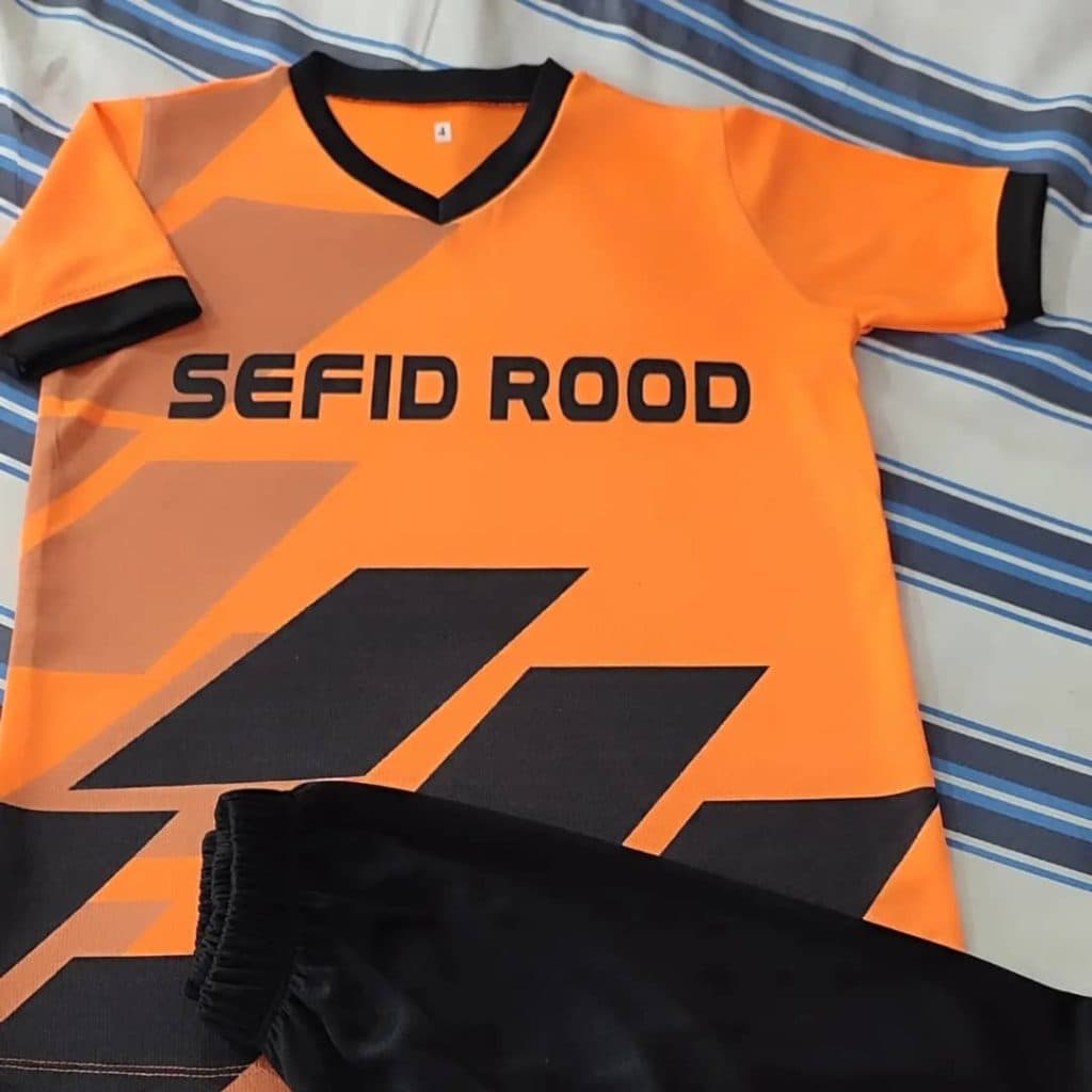 تولیدی پوشاک ورزشی کیواد رنجور در رشت