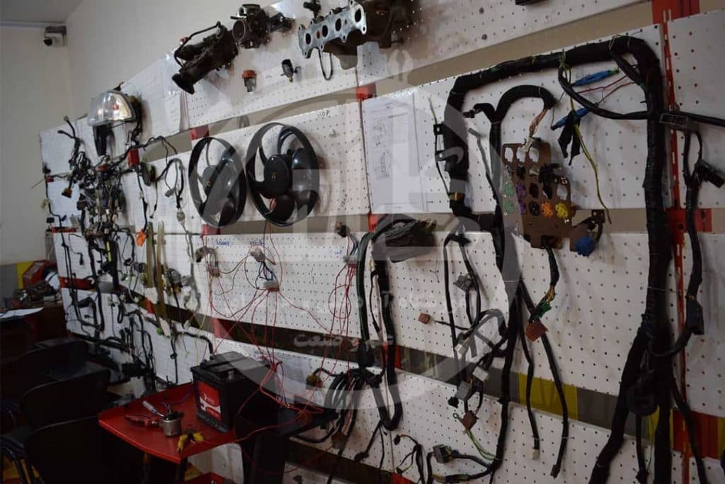 مجتمع فنی و حرفه ای علم و صنعت شیراز