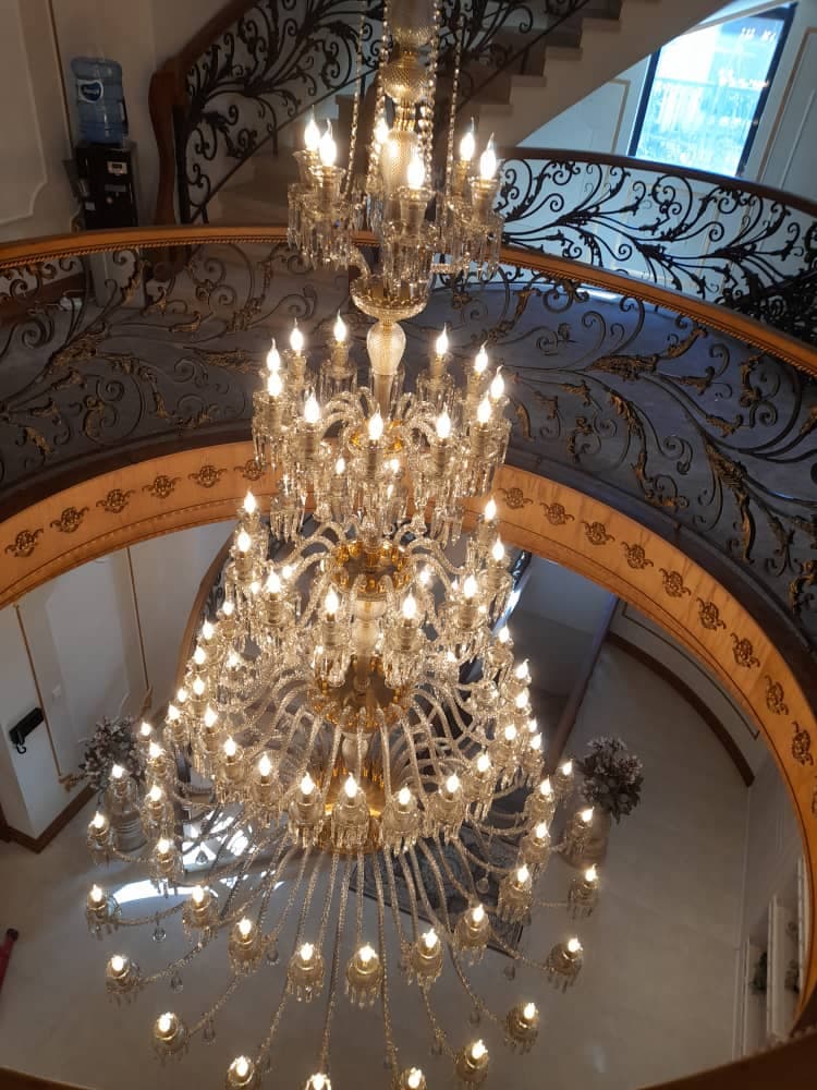 فروش و نصب لوستر طبقاتی واقفی در کاشان