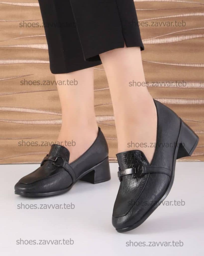 تولیدی و فروش عمده کفش زوار در جمهوری تهران