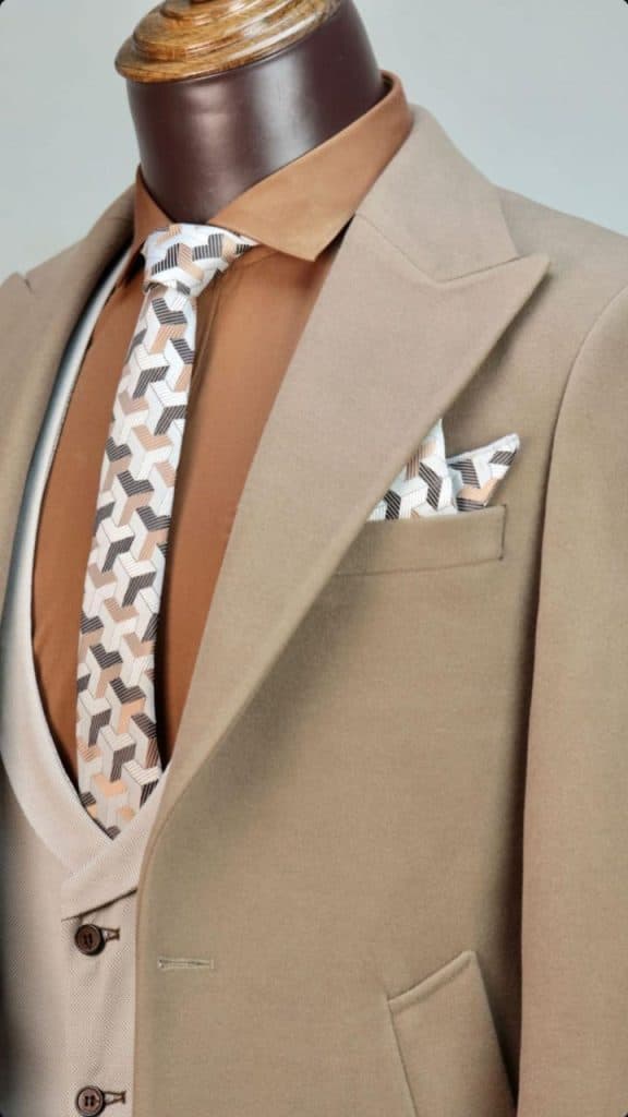 بورس کت و شلوار بهنام در بابلسر