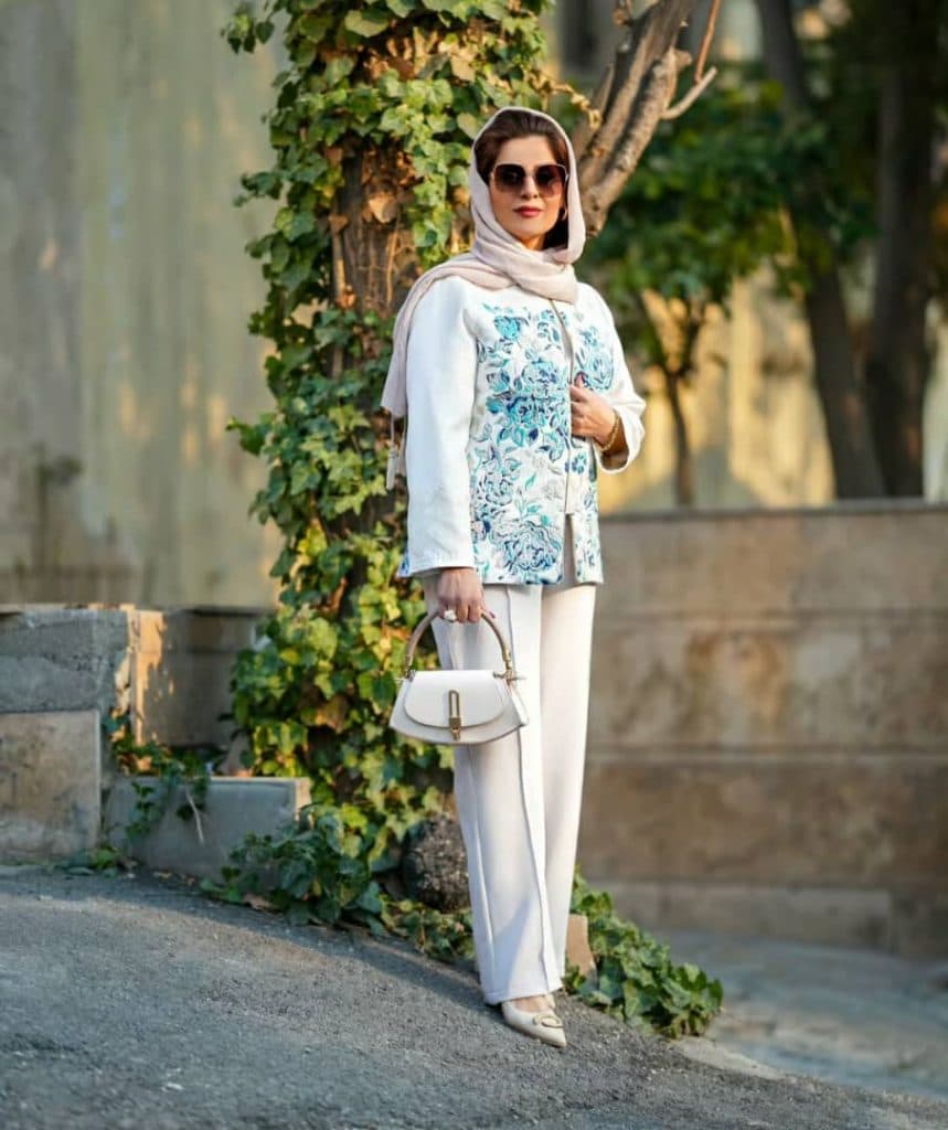 مزون دیبا پونک طراحی و دوخت لباسهای خاص با کیفیت بالا