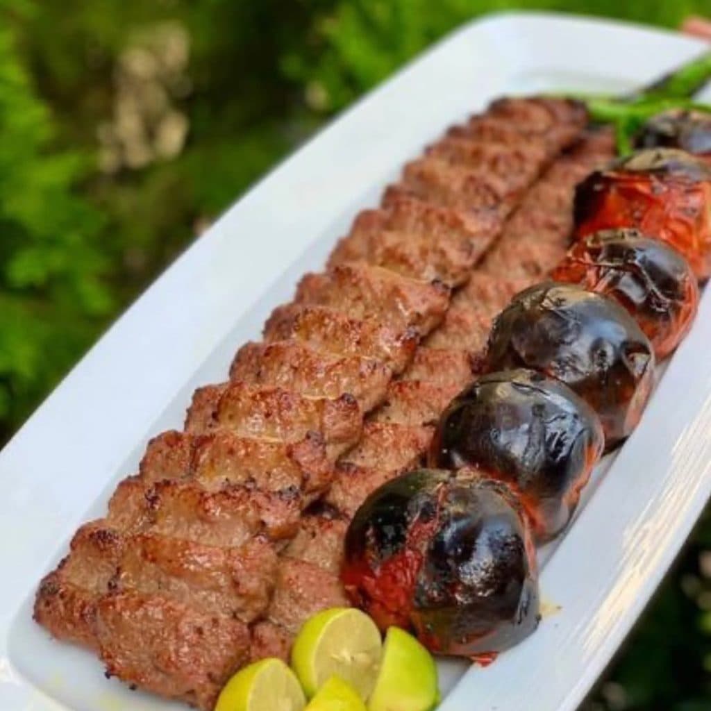 کافه رستوران مادر ایرونی 2 در سیرجان