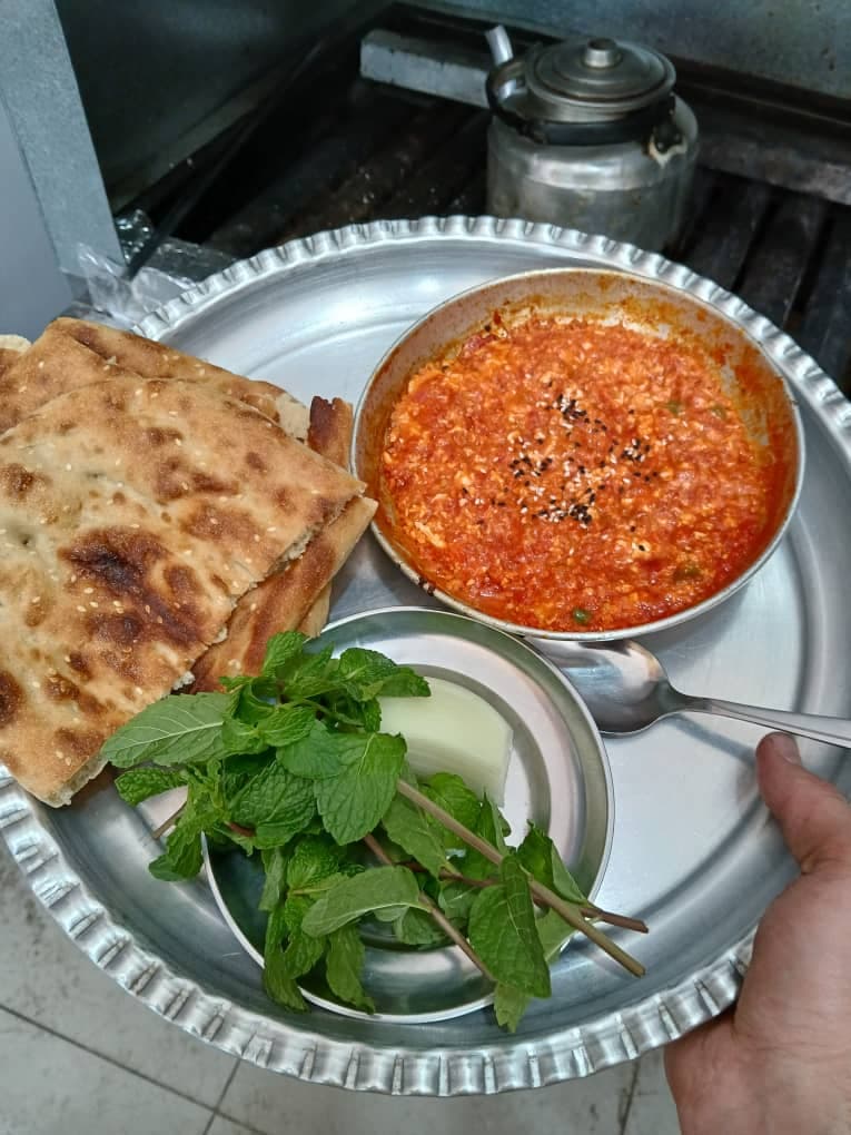 دیزی سرای آبگوشتچی در مرند