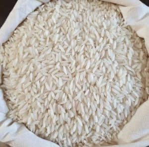 بورس فروش برنج و چای سید موسویها در پیرسرای رشت