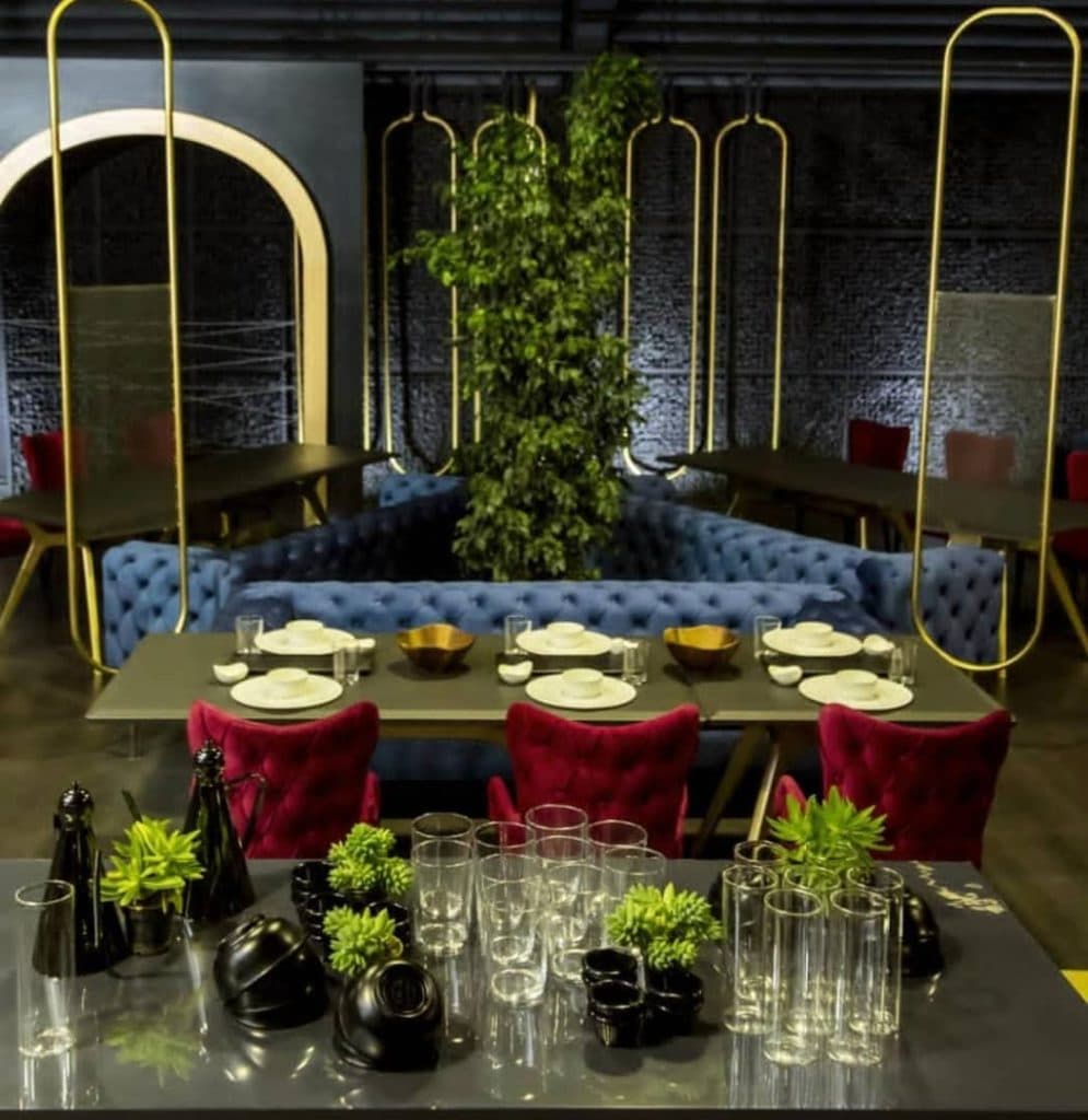 رستوران کوناک در میدان بسیج تبریز