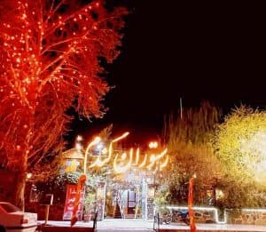 کافه رستوران سنتی گندم در ماهان کرمان