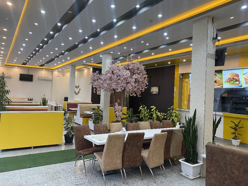 فست فود پلاتین در چالوس