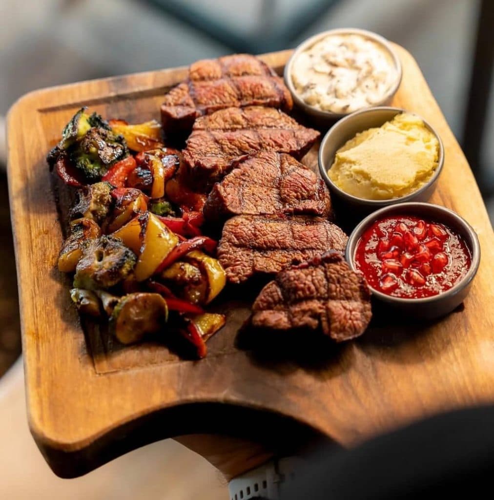 رستوران کمپانی در تبریز