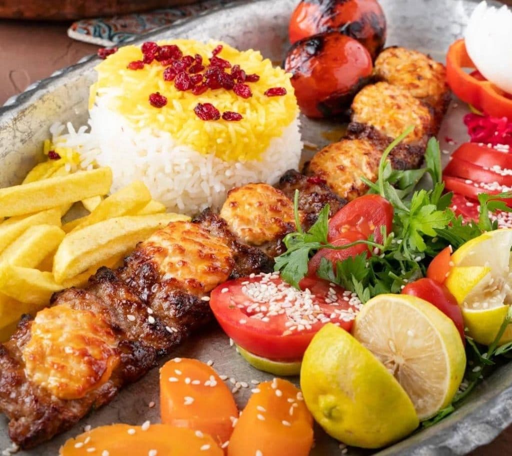 رستوران نیایش در بعثت اصفهان