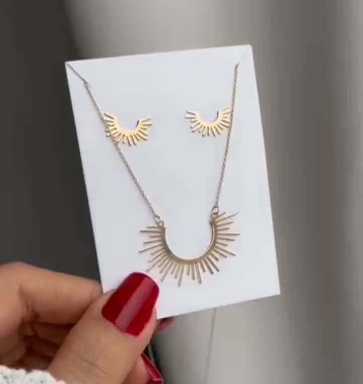 گالری طلا گنجه در متل قو