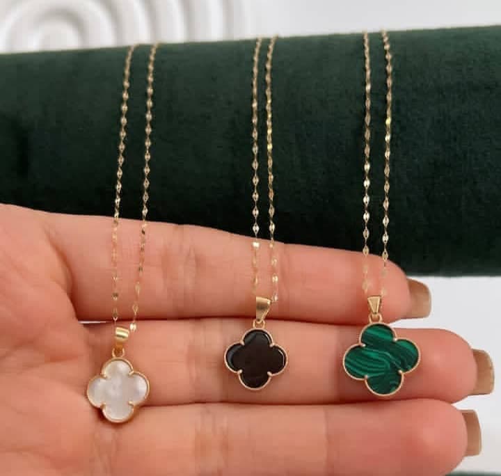 گالری طلا گنجه در متل قو