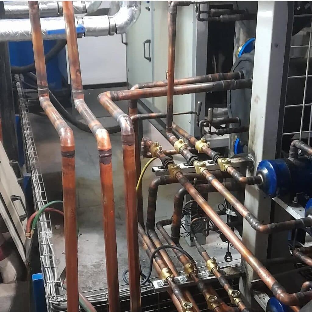 راه اندازی و تعمیرات چیلر و سردخانه سرما تجهیز صبا در قزوین