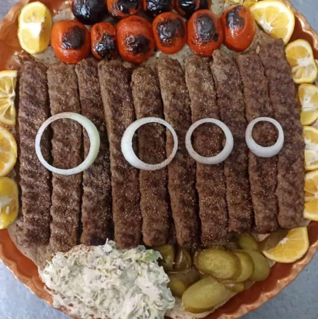 رستوران اعتماد در خیابان کهندژ اصفهان