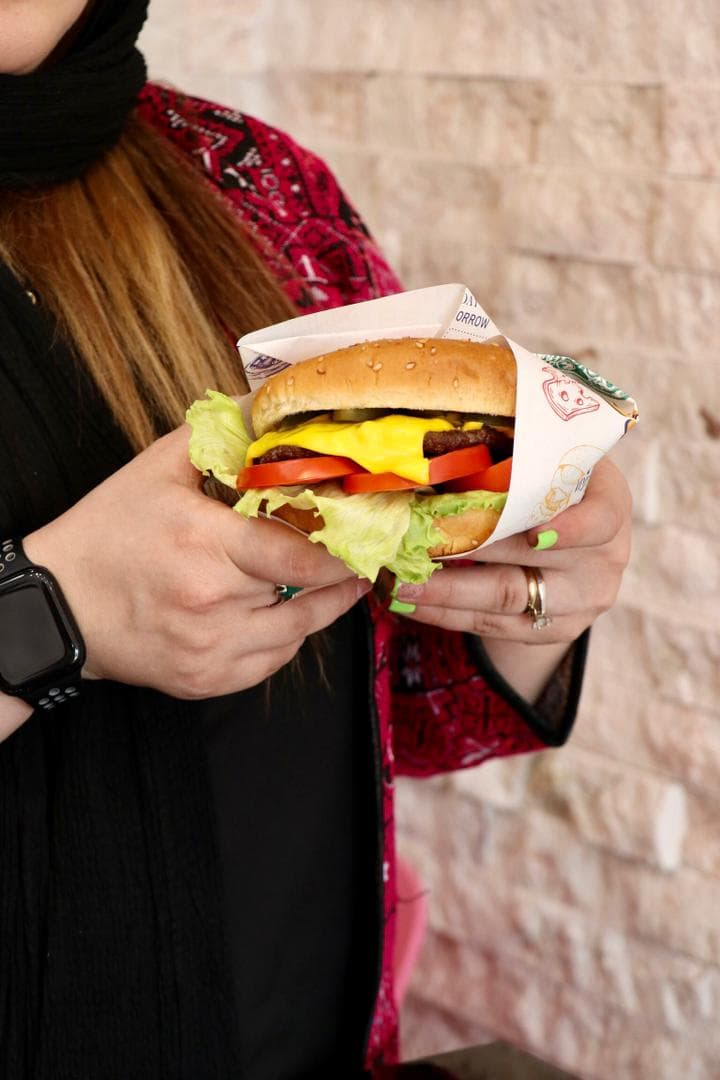 فست فود اسلایدر ایران 14 در اصفهان