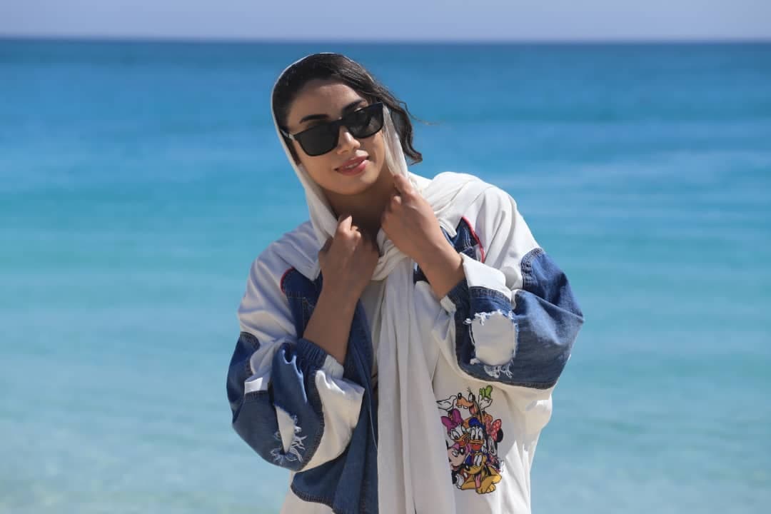 مربی شنا الهام فرهادنژاد در زرین شهر