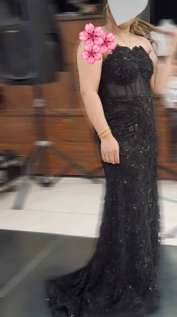 مزون لباس فاطمه ملایی در عنبرآباد