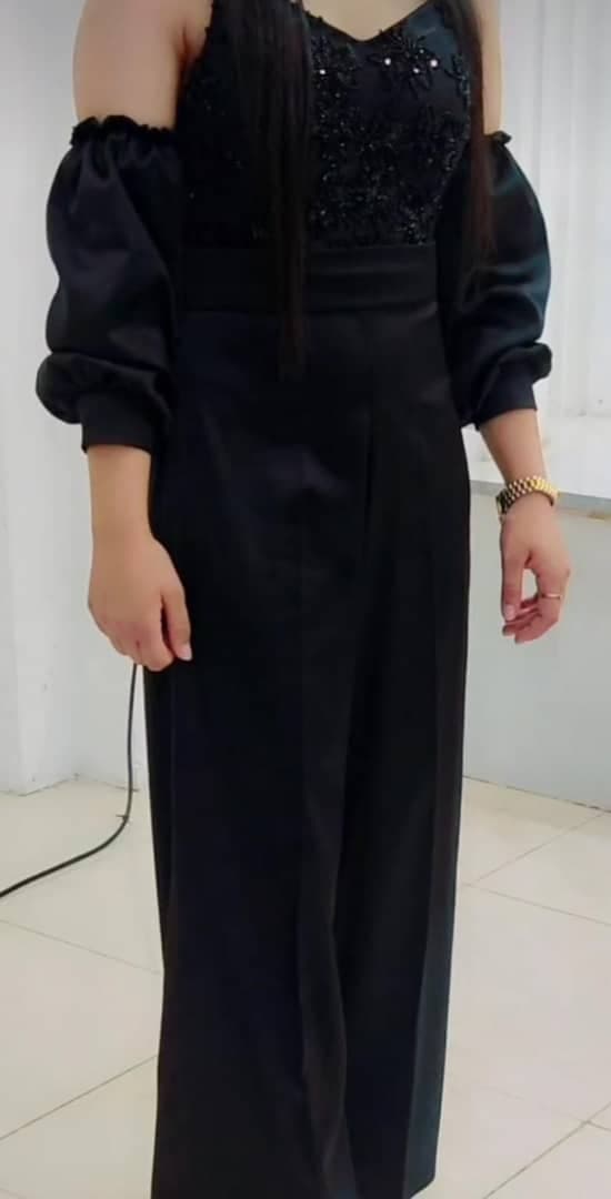 مزون لباس فاطمه ملایی در عنبرآباد