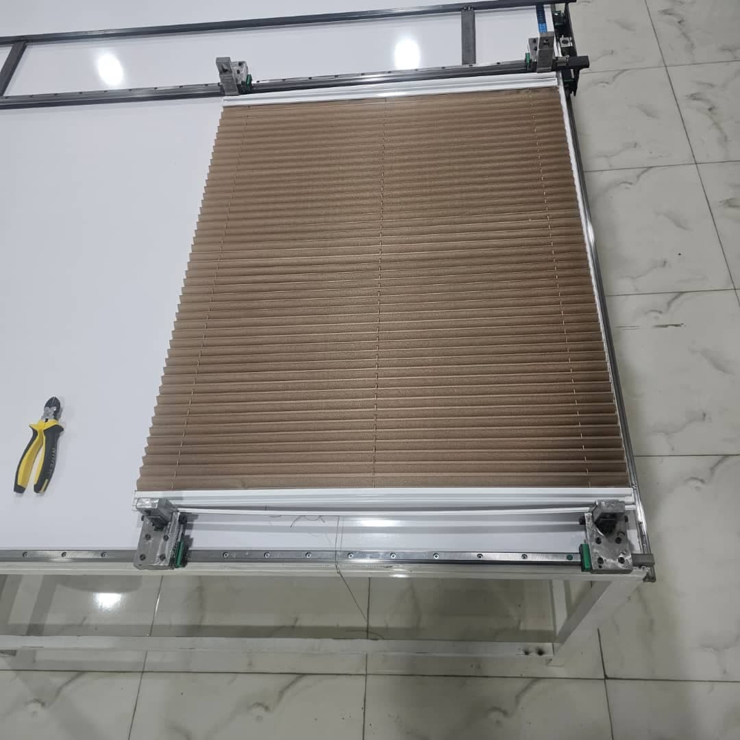 تولید و مونتاژ پرده پلیسه آونگ در مهاباد