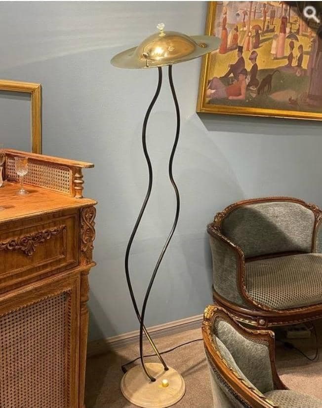 فروشگاه لوستر و آباژور صداقت در رشت