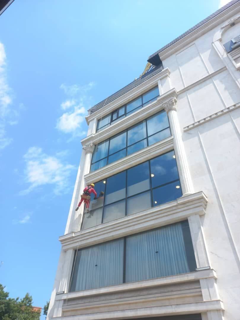 اجرا و فروش چسب پودری رنگ و عایق جایگزین ایزوگام دکتر عایق در رشت