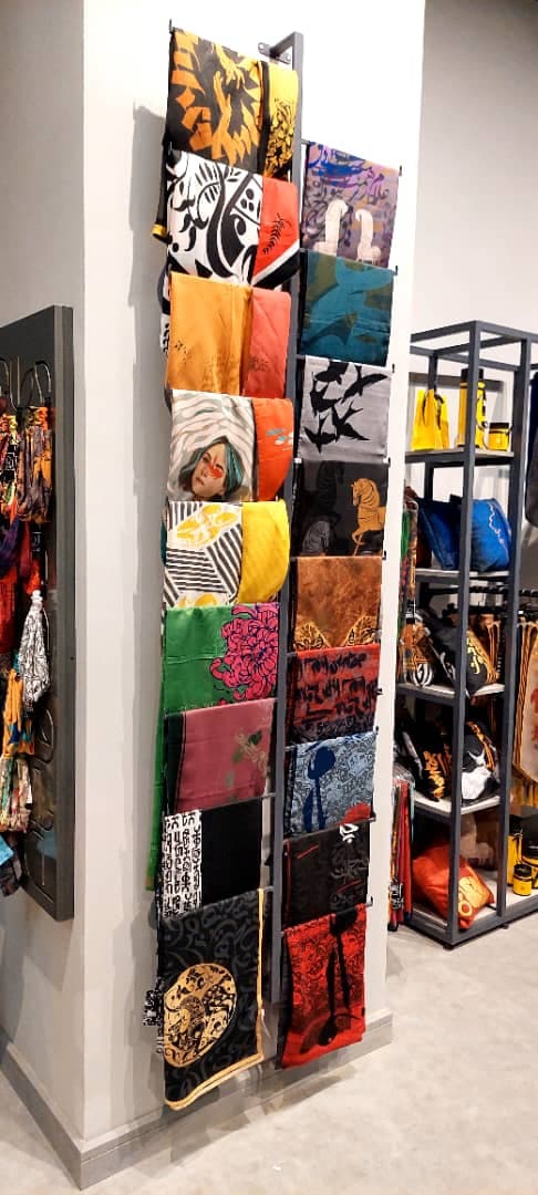 طراحی و اجرا دکورهای مزونی و فروشگاهی مستر دکور در مشهد