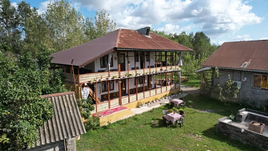 اقامتگاه بومگردی لیلا بانو در خشکبیجار