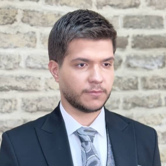 آرایشگاه تخصصی داماد عرفان در اصفهان