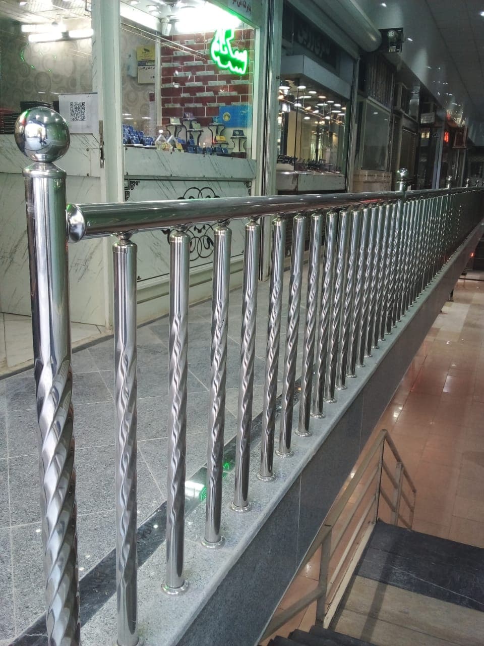 فروش و نصب نرده استیل و شیشه ای تک استیل در رشت