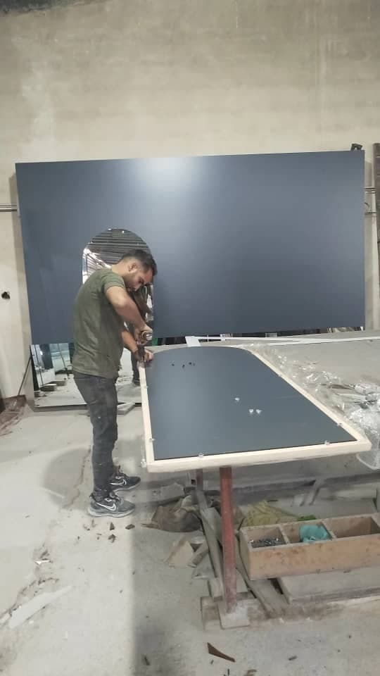 صنایع شیشه و آینه محمدی در چهاردانگه