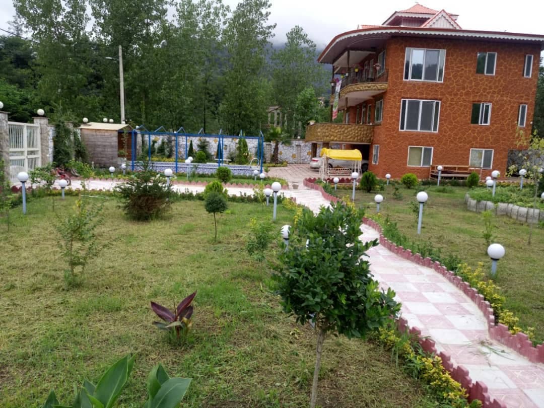 اجاره ی روزانه ویلا جنگلی استخردار احمدی مقدم در قلعه رودخان فومن