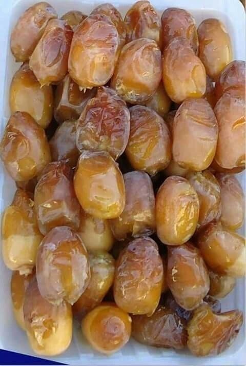 پخش و فروش عمده خرمای کبکاب زاهدی و رطب بحرینی در سمنان