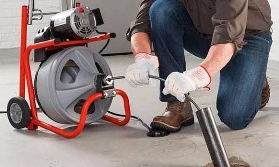 لوله باز کنی و تخلیه چاه حسن لو در چیتگر تهران