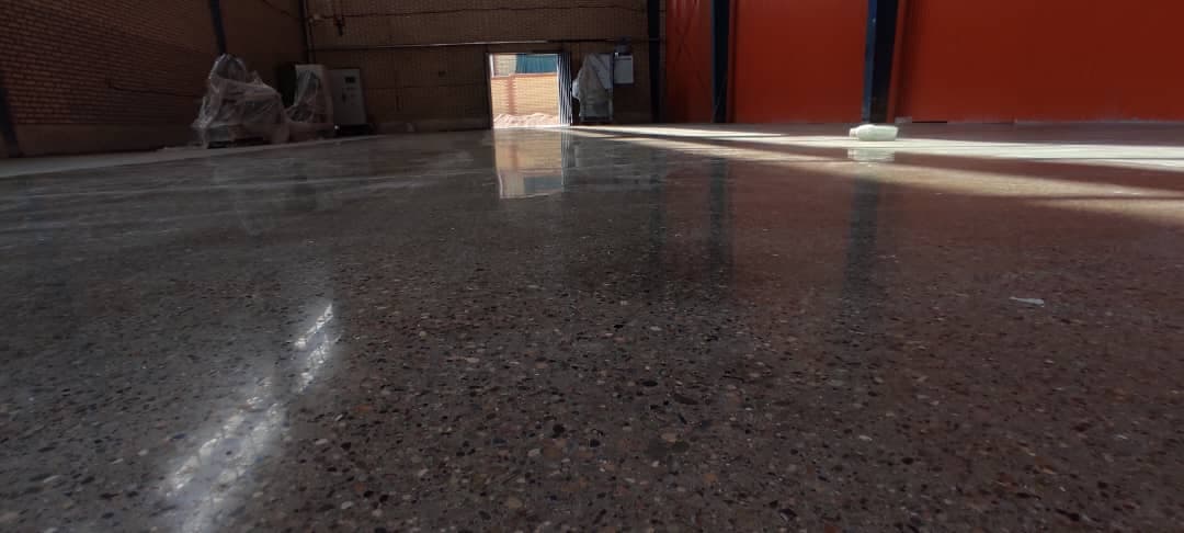 اجرای گلیزینگ بتن بیات لو در غرب تهران