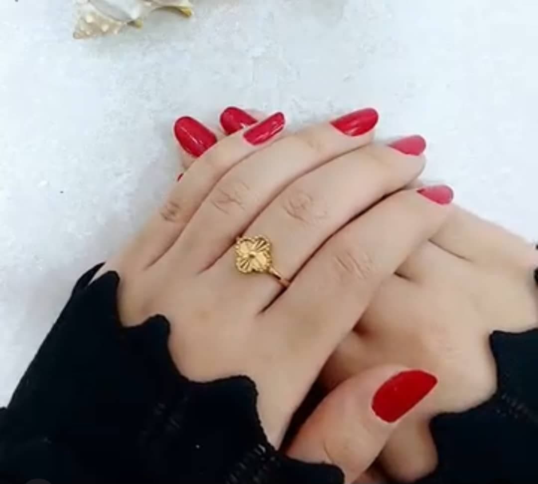 طلا فروش کم اجرت نویری در خیابان شیک رشت