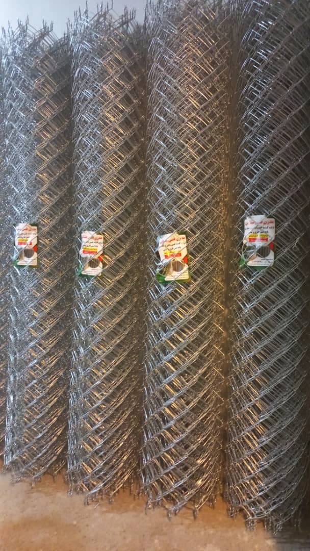 کارگاه تولید فنس و پایه فنس بتنی فلزی میرزایی در مشکین شهر