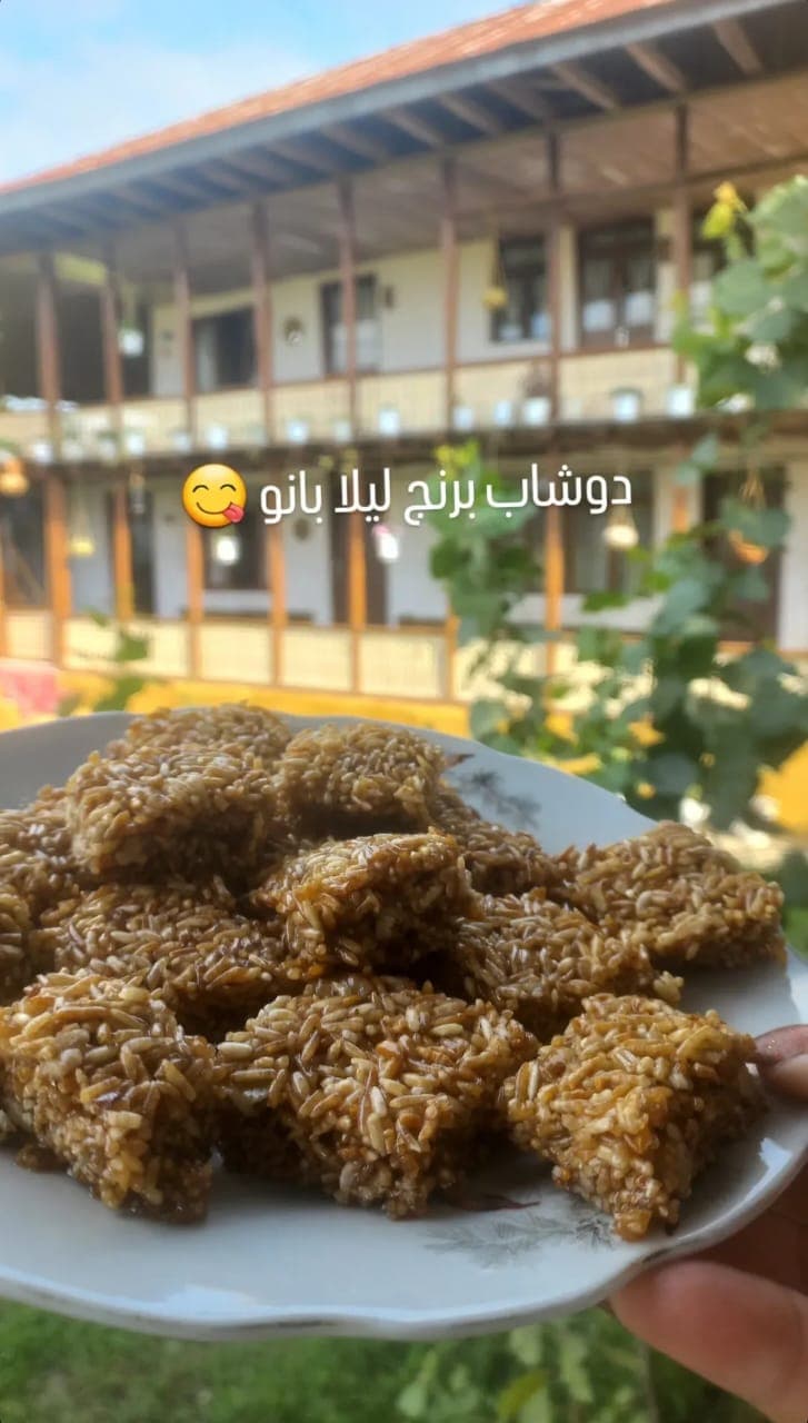 اقامتگاه بومگردی لیلا بانو در خشکبیجار