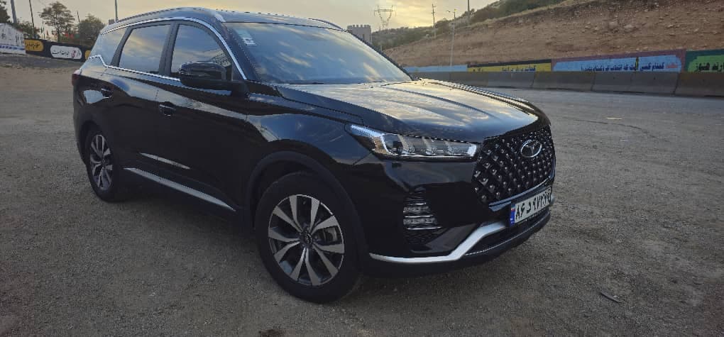 اتوگالری احسان میرزایی در سر پل ذهاب