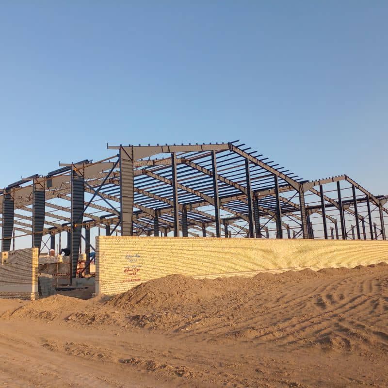 سوله سازی اهرام سوله سپاهان ساخت و نصب استراکچر فلزی در اراک