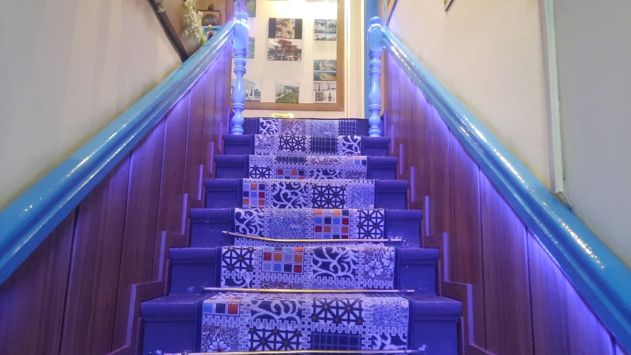 هتل رستوران گل سنگ در بندر انزلی