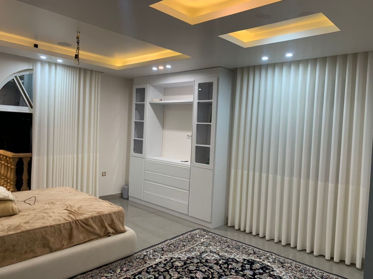 فروش و نصب پرده ایرانی و خارجی چی دوز در ولیعصر تهران