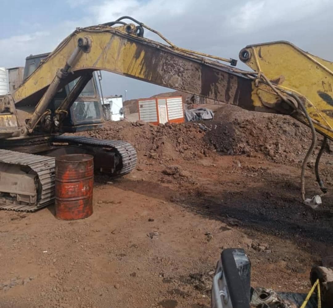 تعمیرات بیل مکانیکی و لودر کرمان هیدرولیک اقبالی در کرمان