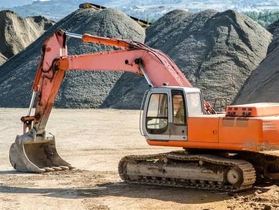 تعمیرات بیل مکانیکی و لودر کرمان هیدرولیک اقبالی در کرمان