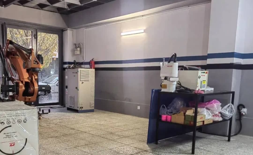 فروش نصب و تعمیرات رباتهای صنعتی رباتیس نیاستی در رشت