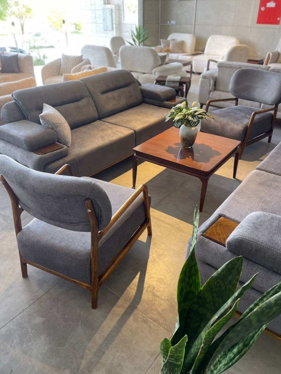 مبلمان دقت تهران رضایی در شیراز